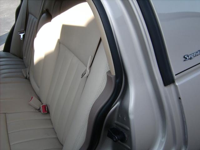 Lincoln Town Car 2003 photo 3