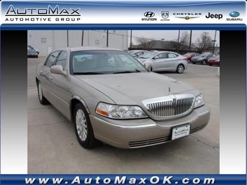 Lincoln Town Car 2003 photo 1