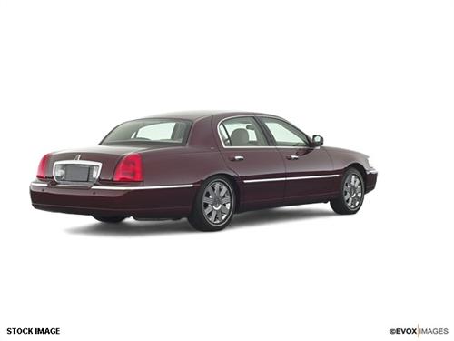 Lincoln Town Car 2003 photo 1