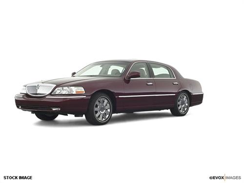 Lincoln Town Car 2003 photo 3