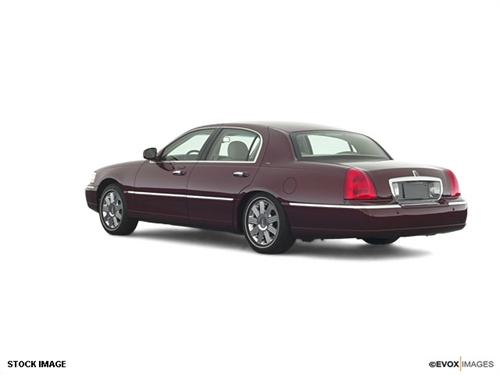 Lincoln Town Car 2003 photo 4