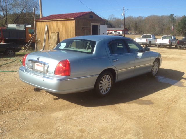 Lincoln Town Car 2005 photo 4