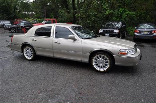Lincoln Town Car 2006 photo 1