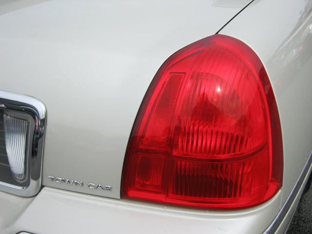 Lincoln Town Car 2006 photo 5