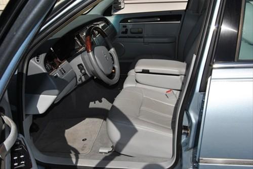 Lincoln Town Car 2006 photo 3