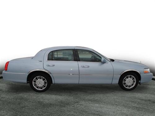 Lincoln Town Car 2006 photo 3