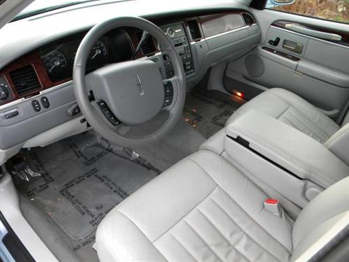 Lincoln Town Car 2006 photo 5
