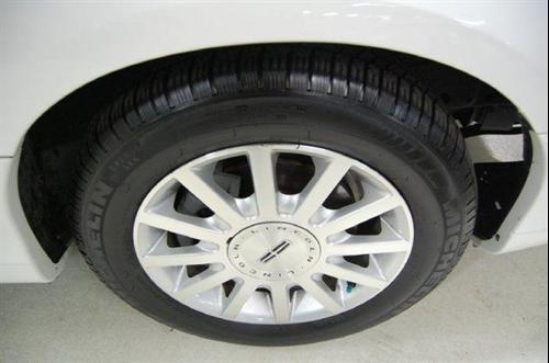 Lincoln Town Car 2006 photo 3