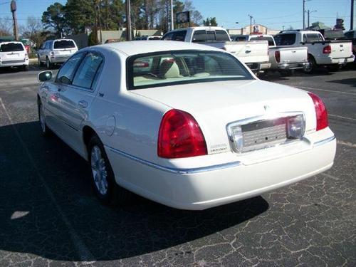 Lincoln Town Car 2006 photo 5