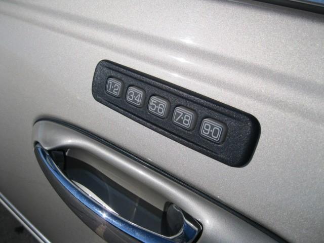 Lincoln Town Car 2006 photo 2