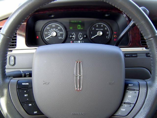 Lincoln Town Car 2006 photo 5