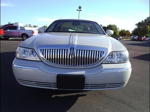 Lincoln Town Car 2006 photo 4
