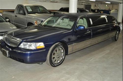 Lincoln Town Car 2006 photo 3