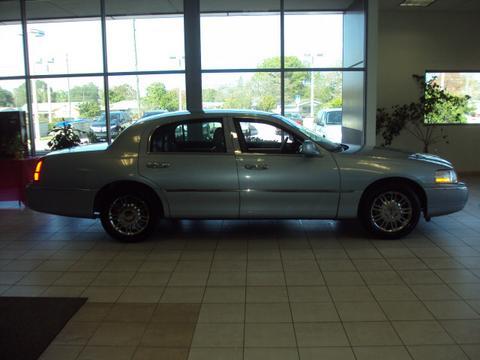 Lincoln Town Car 2006 photo 4