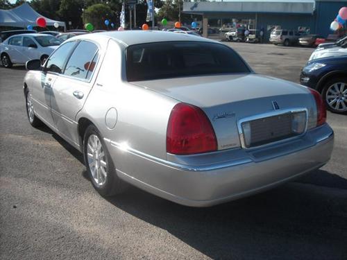 Lincoln Town Car 2006 photo 5