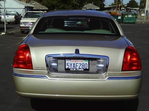 Lincoln Town Car 2006 photo 3