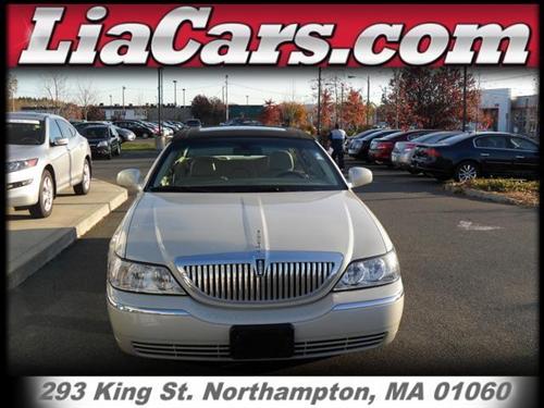 Lincoln Town Car 2006 photo 1