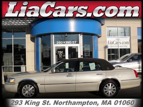 Lincoln Town Car 2006 photo 3
