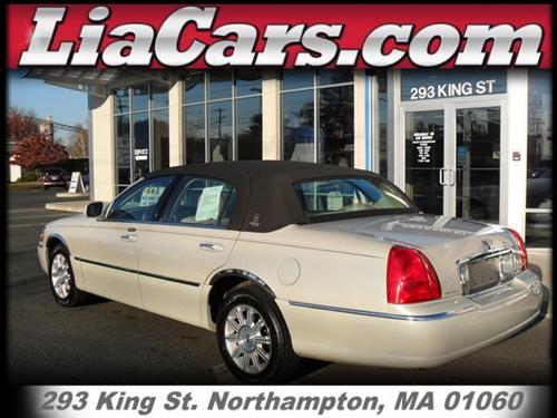Lincoln Town Car 2006 photo 4