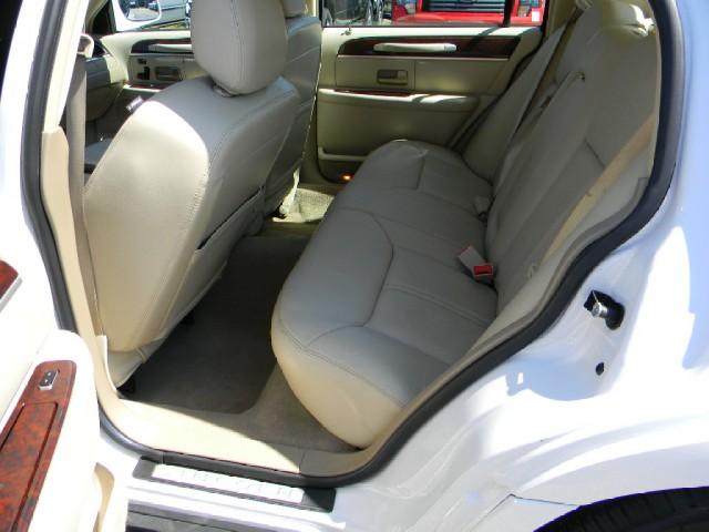 Lincoln Town Car 2007 photo 1