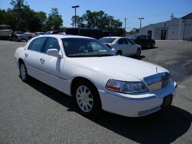 Lincoln Town Car 2007 photo 4