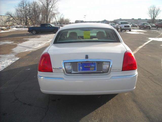 Lincoln Town Car 2007 photo 1