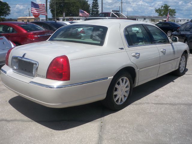 Lincoln Town Car 2007 photo 1