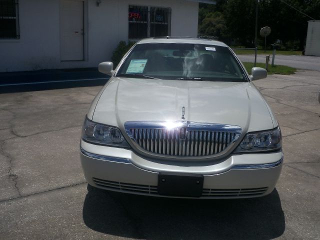 Lincoln Town Car 2007 photo 3
