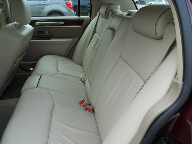 Lincoln Town Car SE KING CAB MT Unspecified