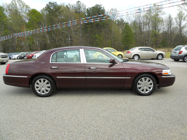 Lincoln Town Car 2007 photo 4