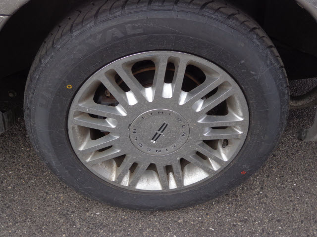 Lincoln Town Car DOWN 4.9 WAC Unspecified