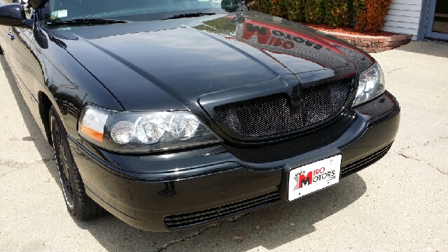 Lincoln Town Car 2007 photo 3
