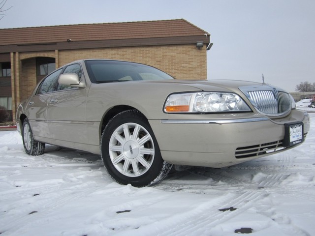 Lincoln Town Car DOWN 4.9 WAC Unspecified