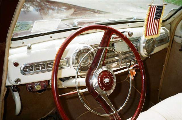 Lincoln ZEPHYR 1946 photo 5