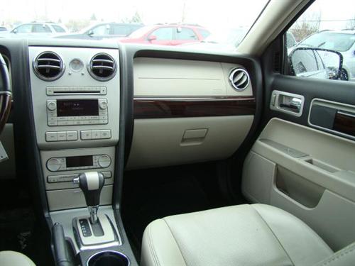 Lincoln ZEPHYR 2006 photo 1