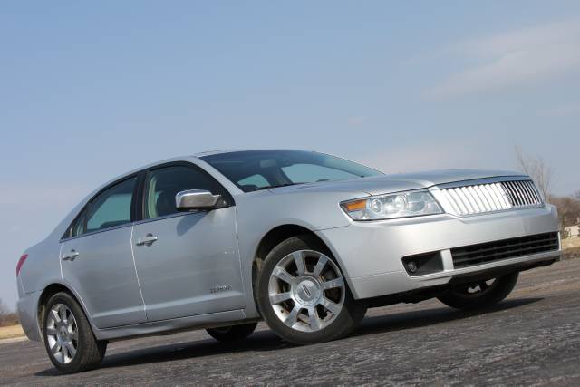 Lincoln ZEPHYR Base Sedan