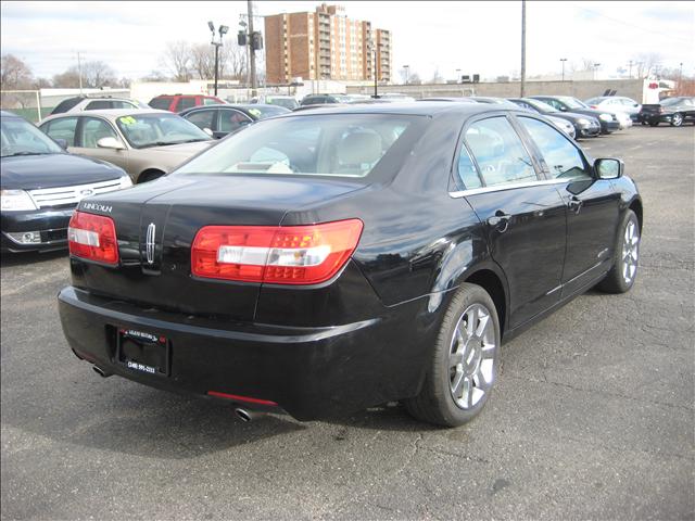 Lincoln ZEPHYR 2006 photo 2