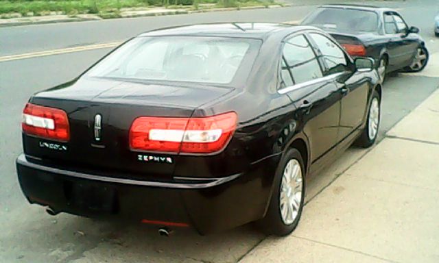 Lincoln ZEPHYR Base Sedan