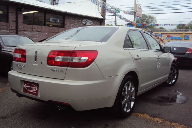 Lincoln ZEPHYR 2006 photo 1