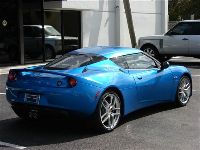 Lotus Evora 2011 photo 5