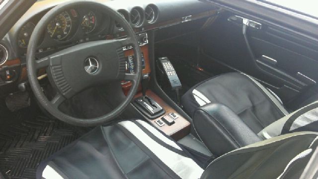 Mercedes Benz 450SL 1979 photo 2