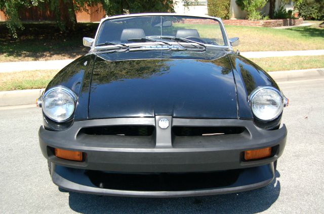 MG B 1979 photo 1