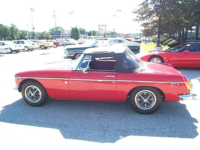 MG MGB 1971 photo 1