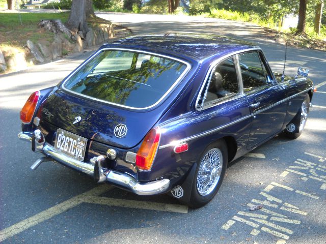 MG MGB 1971 photo 2