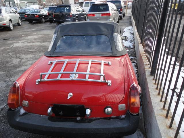 MG MGB 1975 photo 1