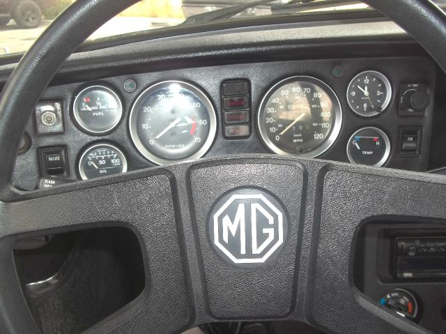 MG MGB 1978 photo 11