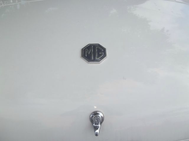 MG MGB 1978 photo 12
