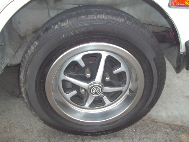 MG MGB 1978 photo 17