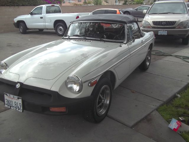 MG MGB 1978 photo 8