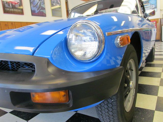 MG MGB 1979 photo 15